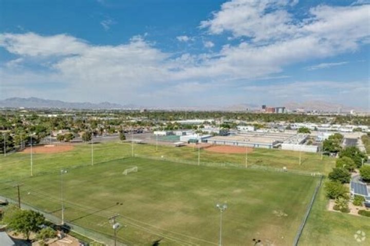 Hyde Park Middle School - Las Vegas