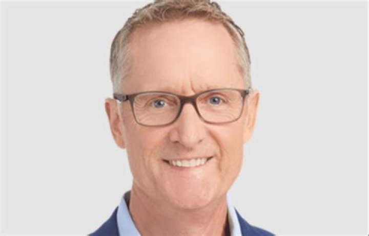 Ian Leonard Bio, Age, Height, Wife, Salary, Net Worth, FOX 9