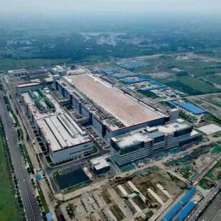 Intel shelves plan to take over GlobalFoundries’ abandoned chip plant in Chengdu, sources say
