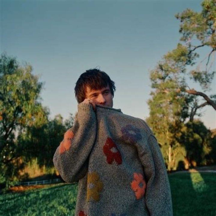 Is Alec Benjamin Single? Unraveling The Mystery Behind The Rising Star