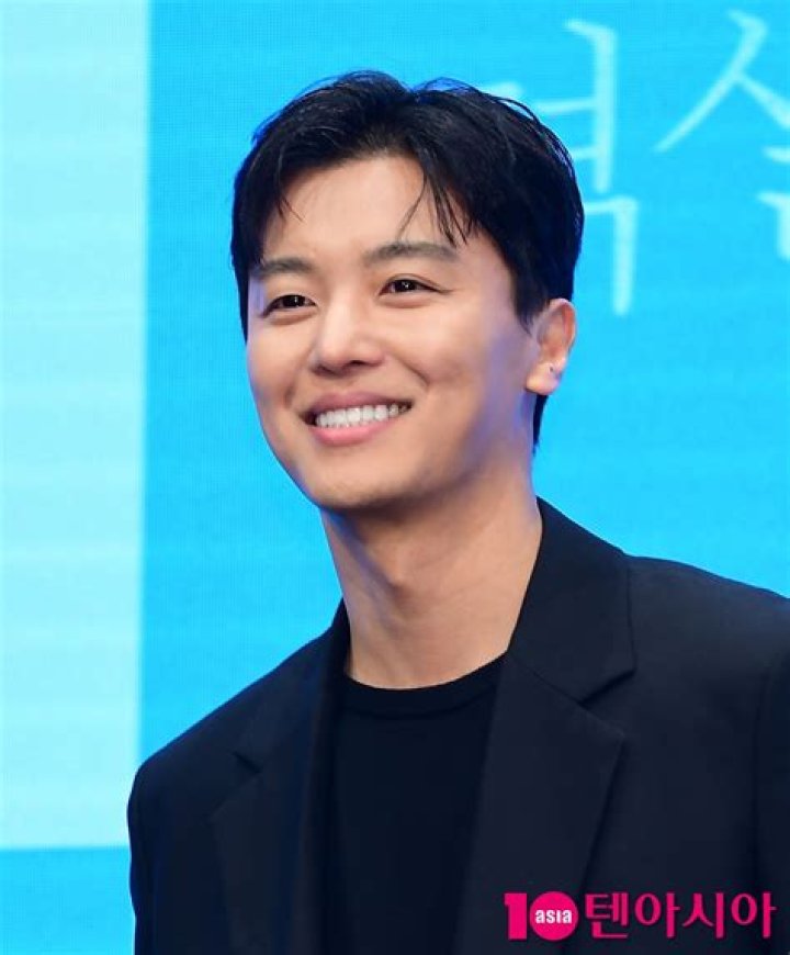 Is Yeon Woo-jin Married? A Comprehensive Look Into His Personal Life