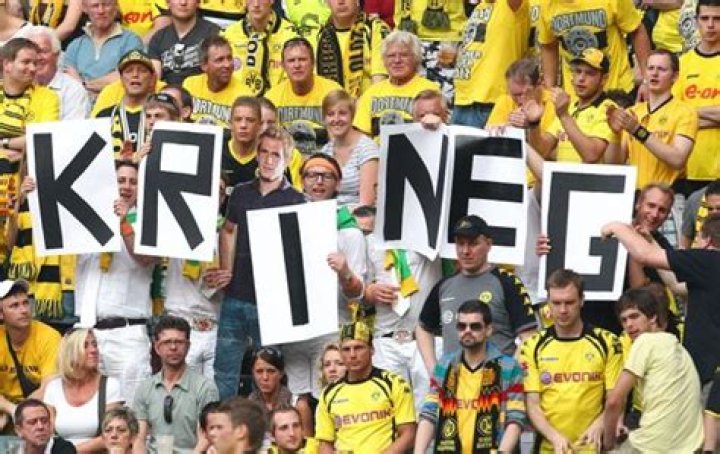 Ist das noch cringe oder kann das Swag? – 11FREUNDE