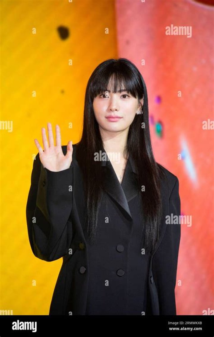 IU Age: Everything You Need To Know About The Popular South Korean Singer And Actress