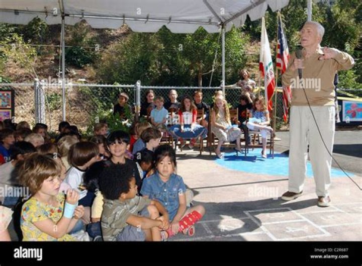 Ivanhoe Elementary School - Los Angeles