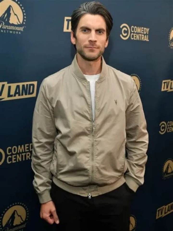 Jamie Dutton: Wiki, Bio, Age, Height, Career, Parents, Wife, Net Worth
