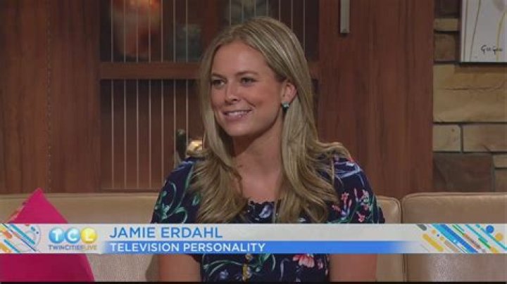 Jamie Erdahl - Bio, Age, Net Worth, Height, Married, Nationality, Career
