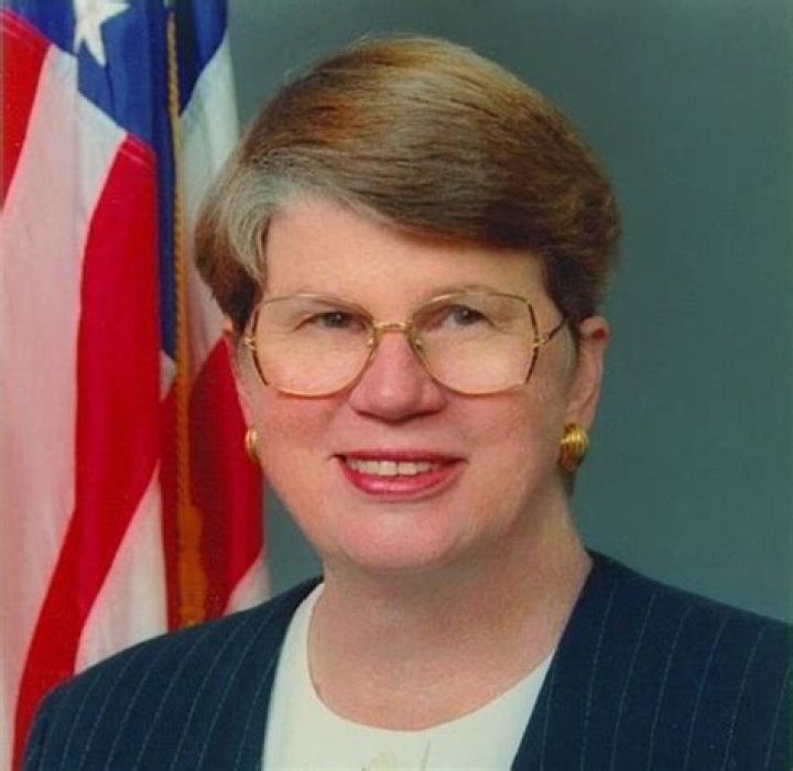 Janet Reno - Bio, Net Worth, Height