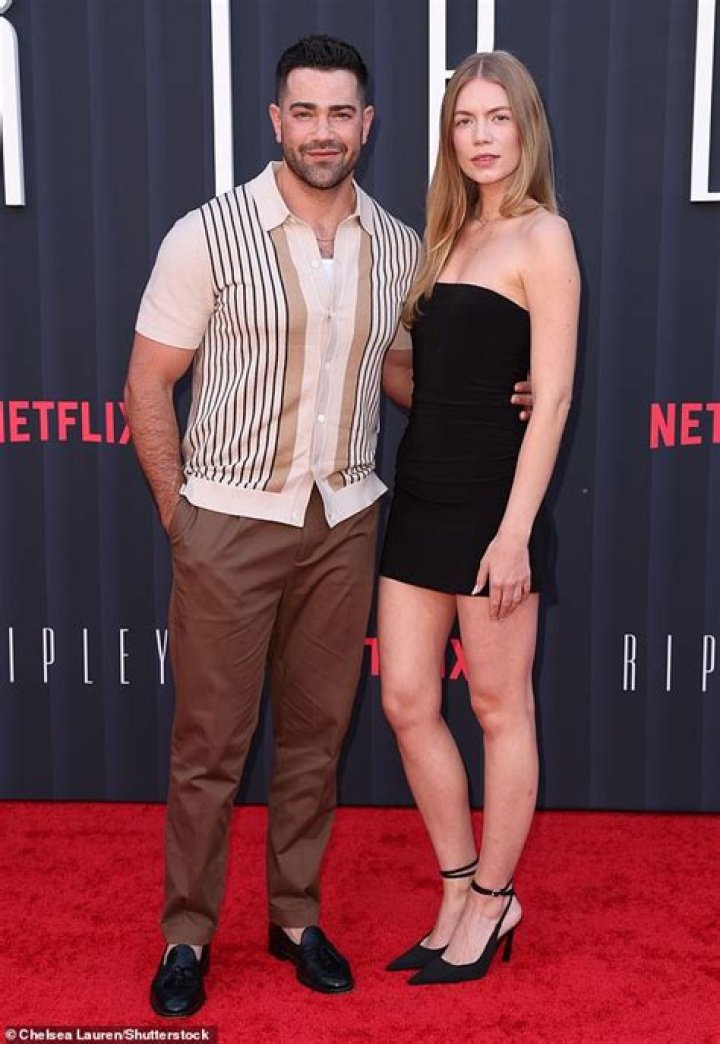 Jesse Metcalfe Partner: A Deep Dive Into His Personal Life And Relationships