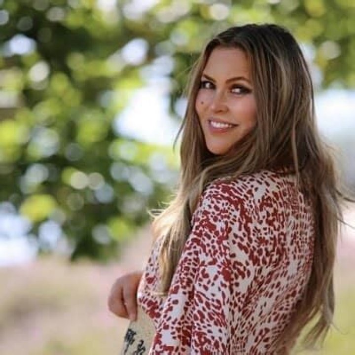 Jillian Barberie - Bio, Career, Single, Age, Net Worth, Height, Facts