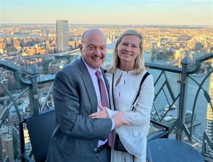 Jim Cramer Bio, Age, Height, Wife, Salary, Net Worth CNBC