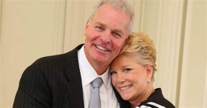 Joan Lunden Bio, Age, Height, Husband, Salary, Net Worth, PBS
