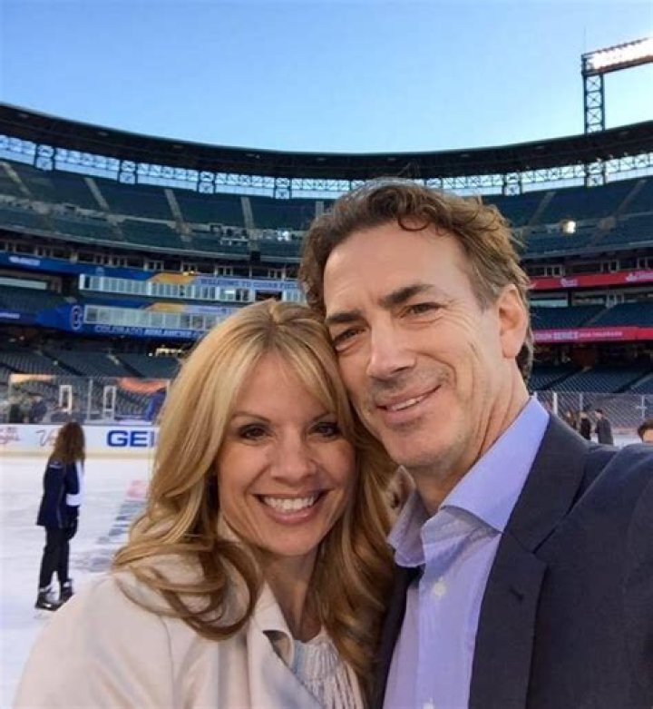 Joe Sakic Wife: Is Joe Sakic Married? Meet Debbie Metivier