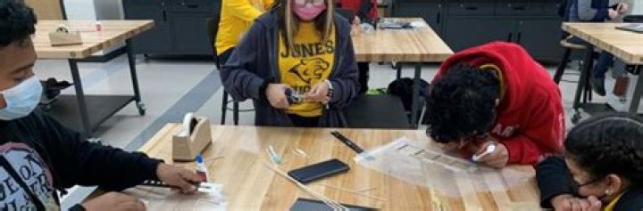 Jones Magnet Middle School - San Antonio