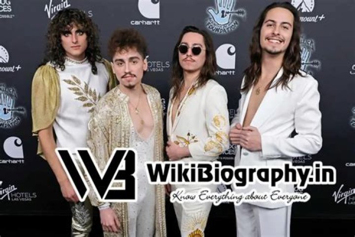 Josh Kiszka: Wiki, Bio, Age, Height, Family, Songs, Net worth, Gay