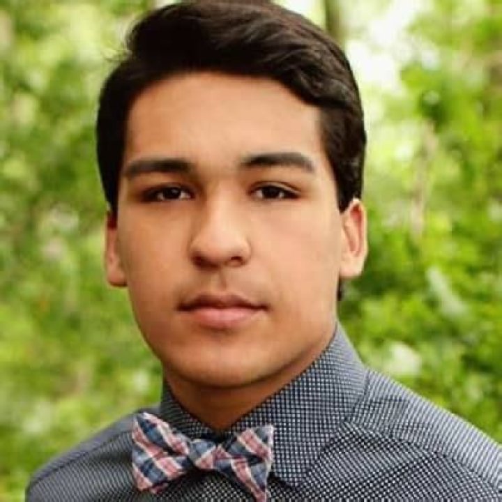 Jovan Arriaga - Bio, Age, Net Worth, Height, In Relation, Nationality, Body Measurement, Career