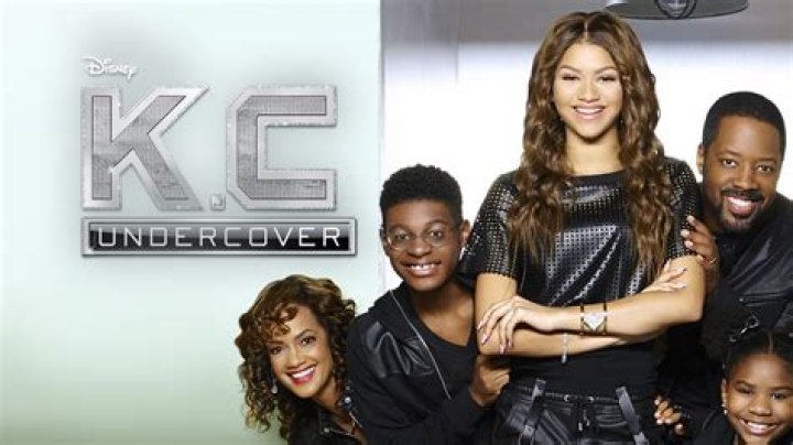 K.C. UNDERCOVER CAST HAS FINAL TABLE READ