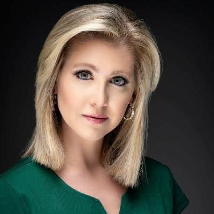 Karli Barnett Bio, Age, Height, Husband, Salary, Net Worth, CBS 4 News