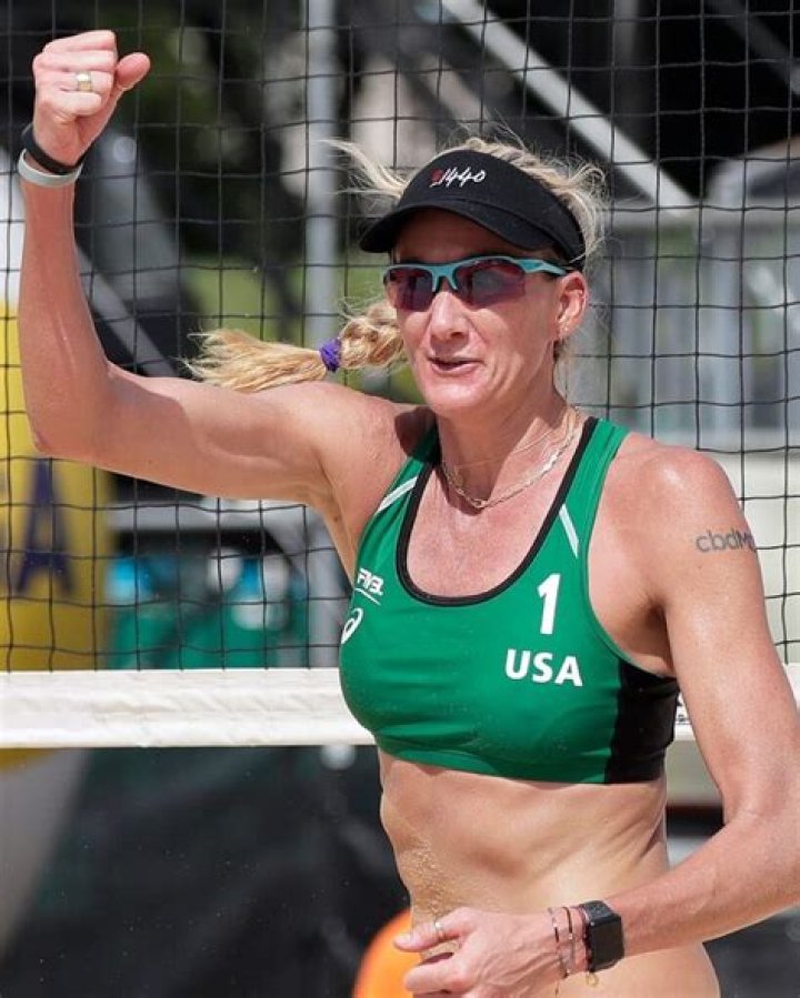 Kerri Walsh Jennings - Bio, Net Worth, Height