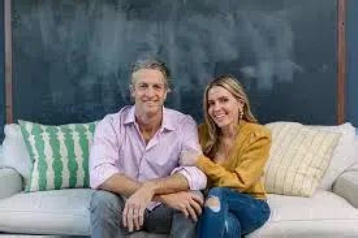 Kim Holderness: Wiki, Bio, Age, Height, Career, Net Worth, Husband