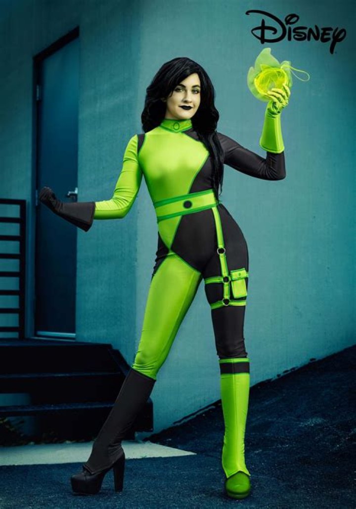 Kim Possible cosplay brings back iconic childhood crush with chic Shego