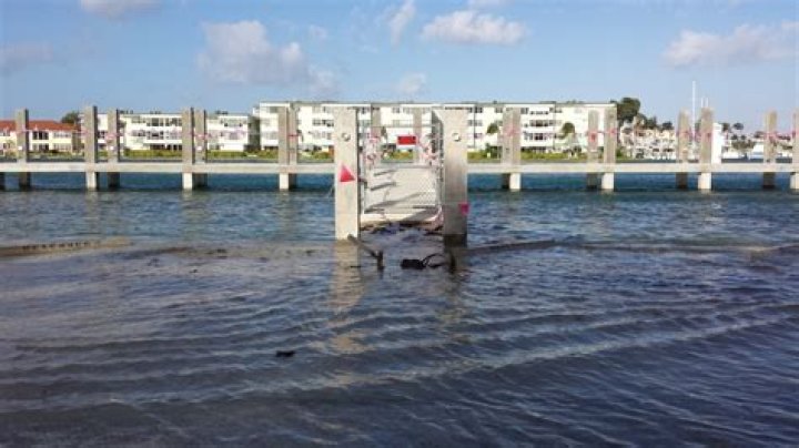 	King tides cause Hillsboro Inlet flooding	