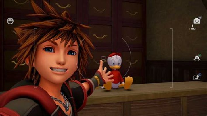 Kingdom Hearts 3: How to Take Photos & Selfies