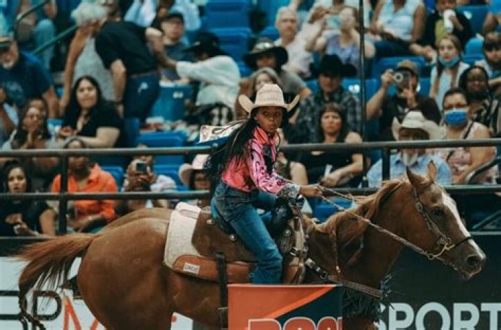 KORTNEE SOLOMON MAKES HISTORY AT FIRST NATIONALLY TELEVISED BLACK RODEO