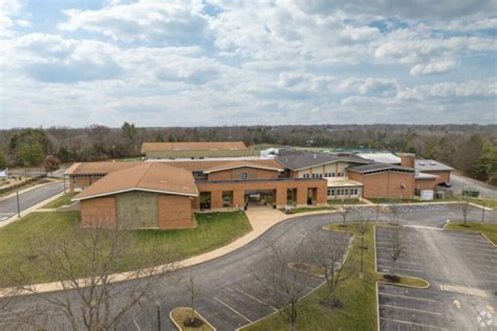 LaDue Fifth Grade Center - Saint Louis