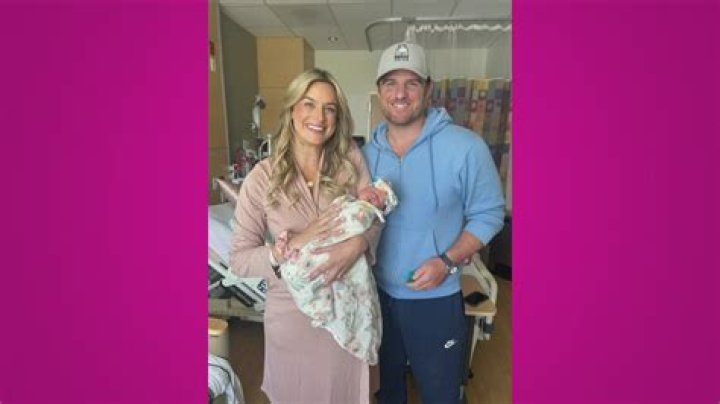 Lauren Hall Bio, Age, Height, Husband, Salary, Net Worth WGRZ