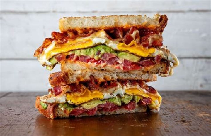	Lawsuit triggers name switch to Henry’s Sandwich Station	