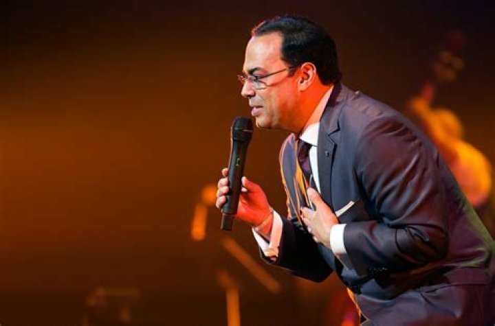 	Legendary salsa singer Gilberto Santa Rosa bringing Camínalo Tour to West Palm Beach	