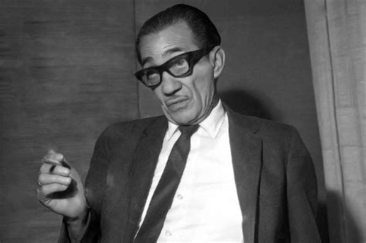 	LEOPOLDO FERNANDEZ, CUBAN COMIC	