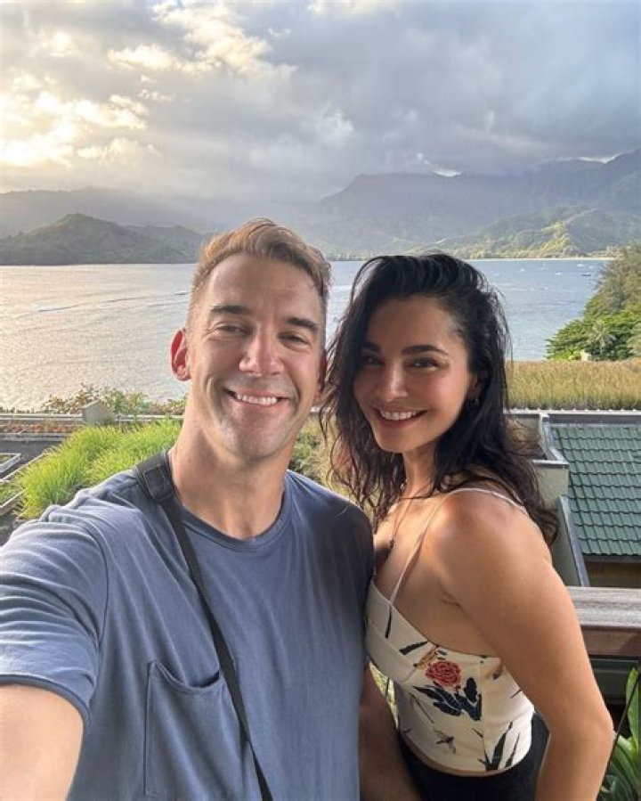 Lewis Howes Is Officially Dating Girlfriend Martha Higareda