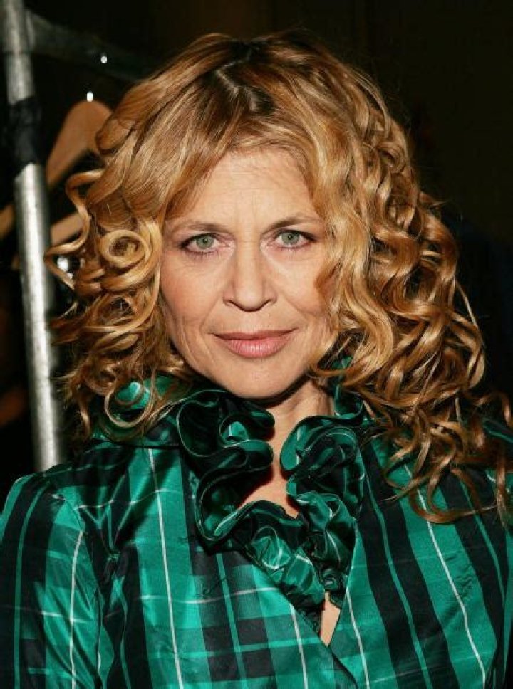 Linda Hamilton Net Worth 2024