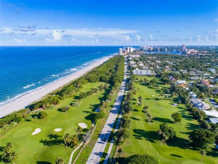 	LISTING OF PRIVATE GOLF COURSES FOR PALM BEACH COUNTY	