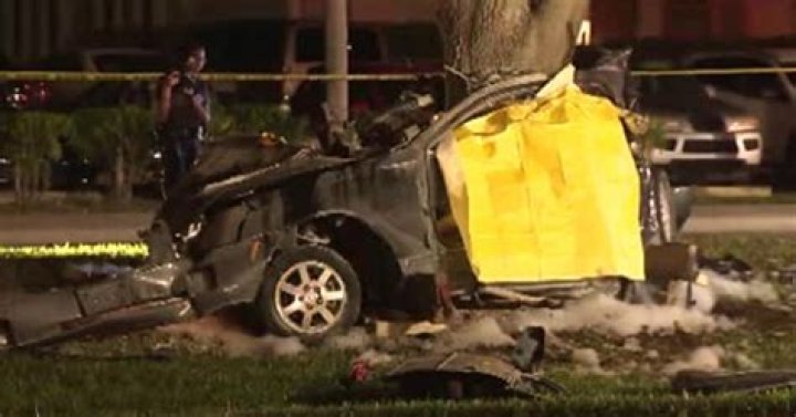
Local News |	One killed, one injured in Coral Springs crash	