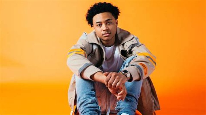 Luh Kel - Bio, Net Worth, Height