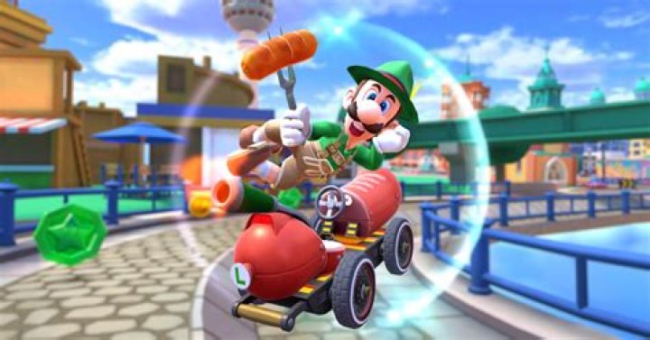 Mario Kart Tour adds Lederhosen Luigi riding a hot dog