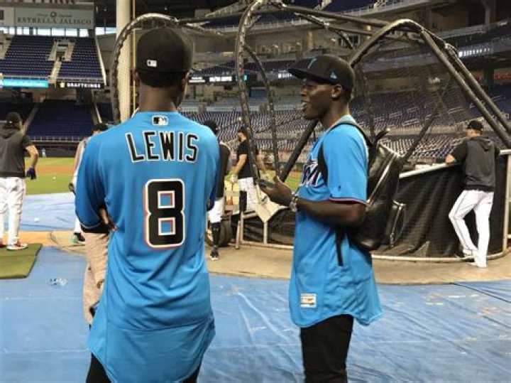 	Marlins prospects, Bahamas natives Jazz Chisholm, Ian Lewis helping Hurricane Dorian relief effort	