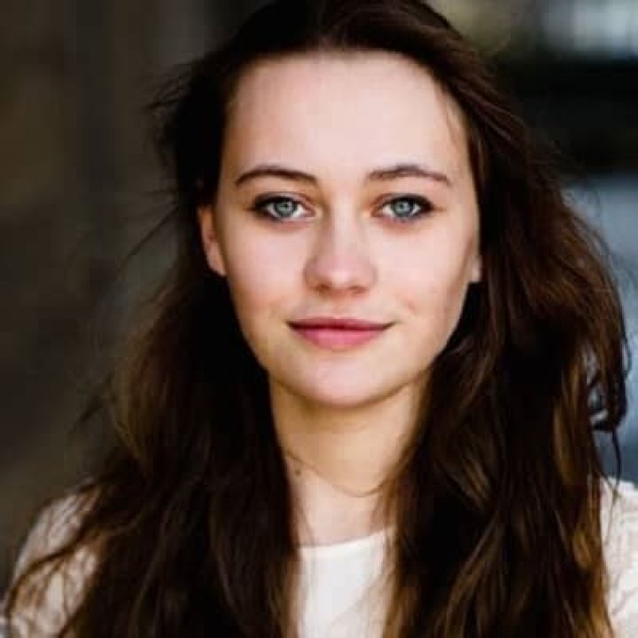 Mercedes Muller - Single, Bio, Career, Age, Net Worth, Facts
