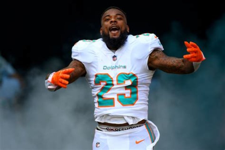 
Miami Dolphins |	Dolphins activate Jeff Wilson Jr. off IR, elevate Tanner Conner for Eagles game	
