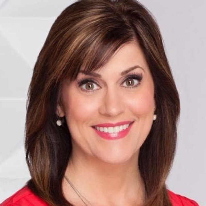 Michelle Wright Bio, Age, Height, Husband, Salary, Net Worth, WTAE