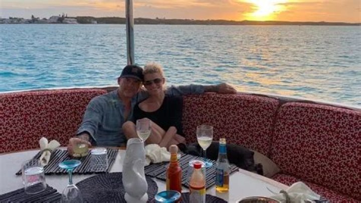 Molly Martin And Gary Allan: Understanding Their Age Difference