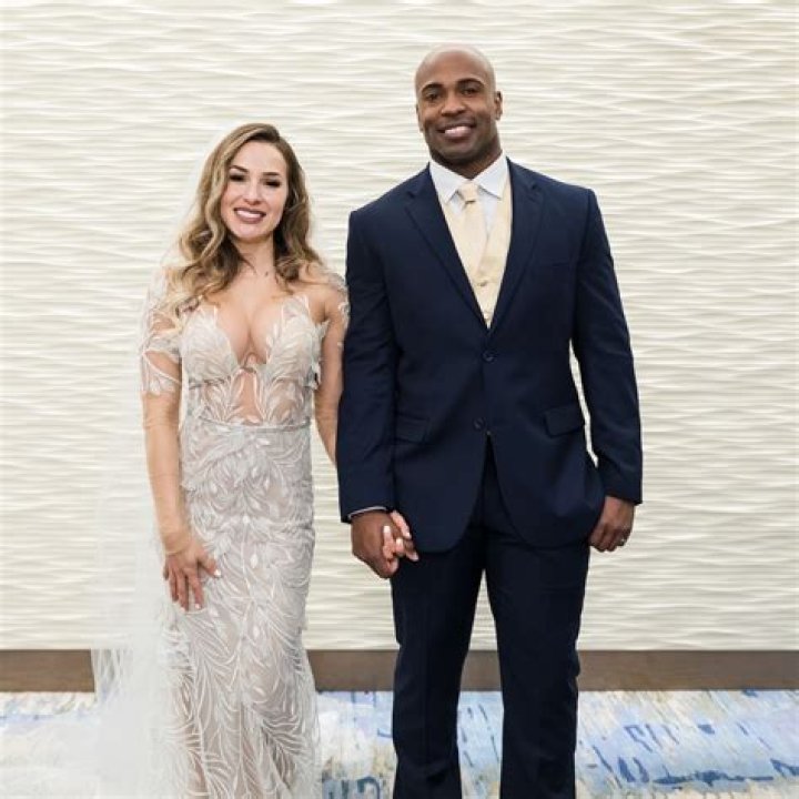 Myrla and Gil (Married at first sight) Bio, Age(s), Kids, Net Worth