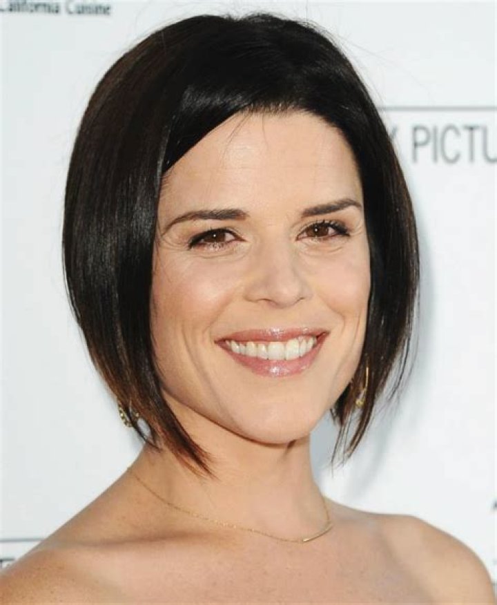 Neve Campbell Biography