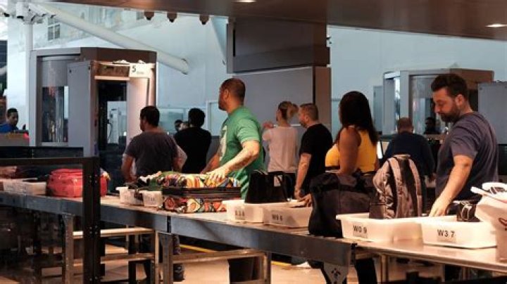New TSA rules force iPad, Kindle, Nintendo Switch into X-ray bins