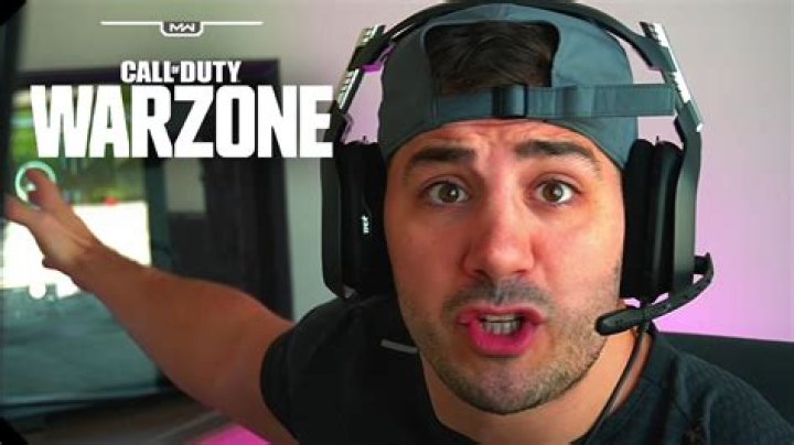 NICKMERCS reveals secret Warzone attachment to improve recoil