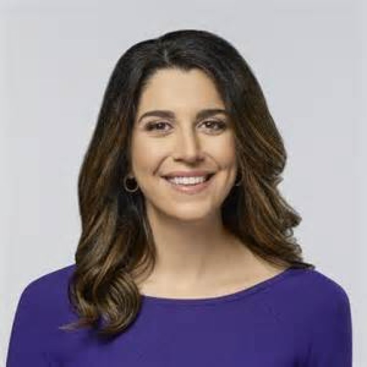 Nicole Sganga Bio, Age, Height, Husband, Salary, Net Worth, CBS News