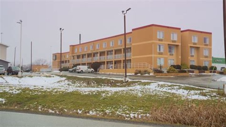 	Oakland Park rejects hotel on Powerline	
