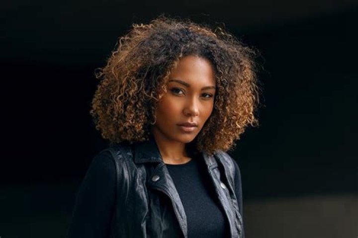 Parker McKenna Posey Biography
